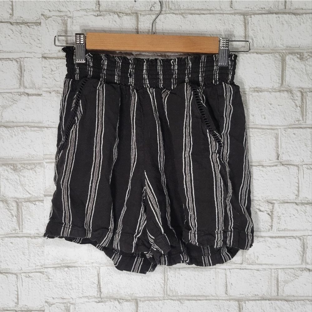 BRIGGS comfy‎ black linen blend shorts